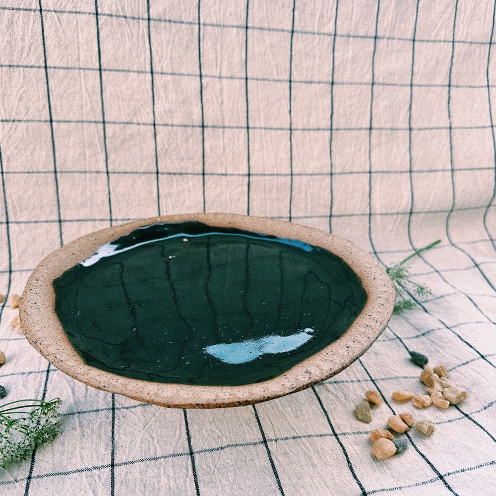 Ceramic plate